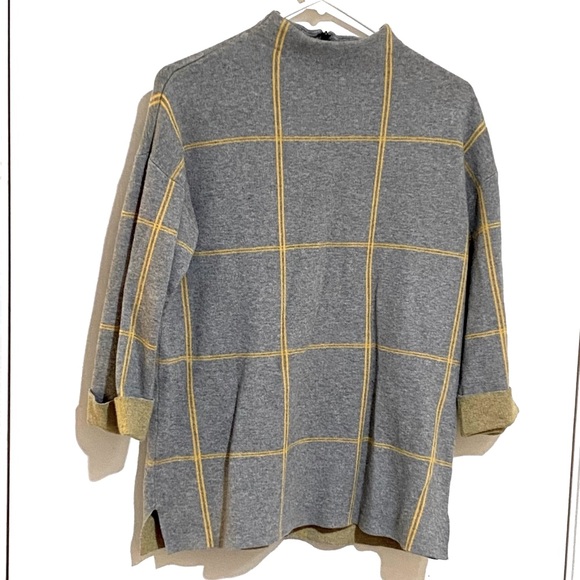 🎊🎊4 FOR $10🎊🎊 TAHARI Sweater Top - Picture 2 of 6